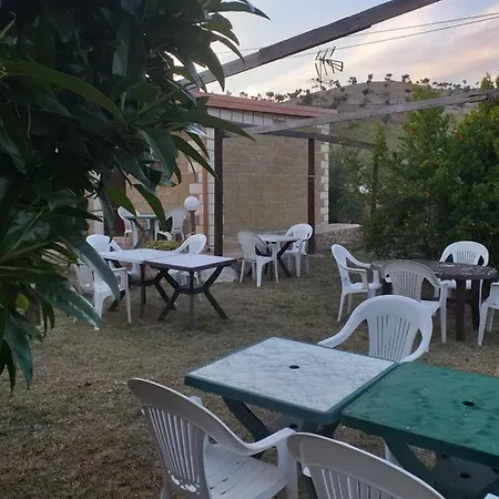 Guest house Affittacamere El Mojito Calopezzati