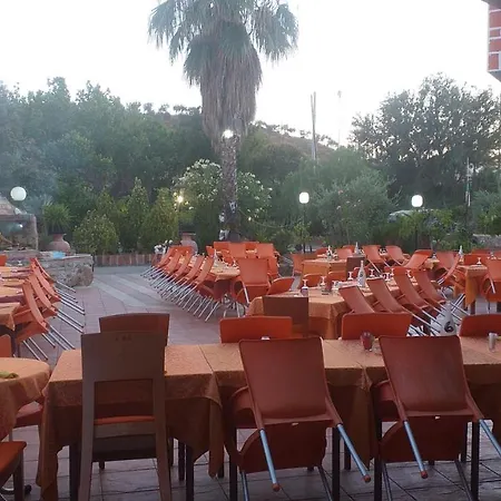 Affittacamere El Mojito בית הארחה Calopezzati